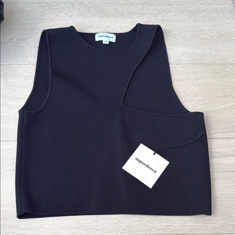 Superdown Classic Black Crop Top